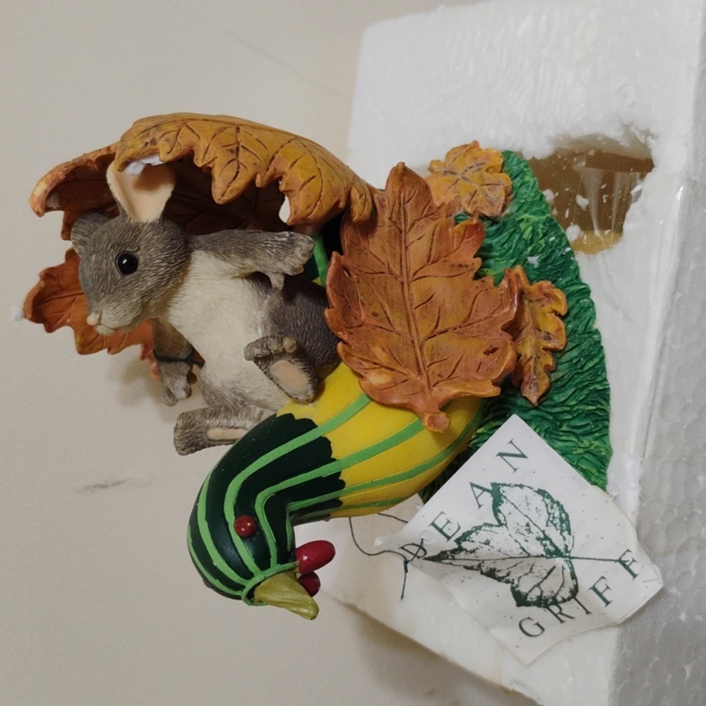 Charmin Tails Turkey Traveller Ceramic Figurine-Vintage